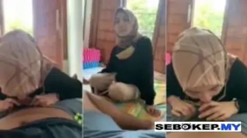 Bokep Indo Sepongan Gadis Manis Hijab Imut Nyepong Pacar Viral