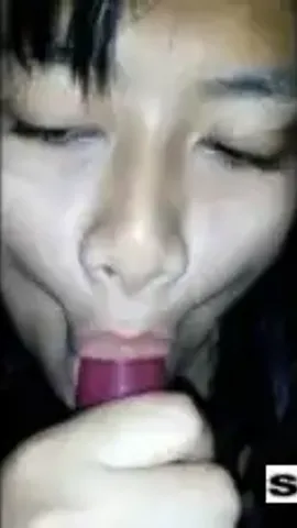 Bokep Indo Dinda Colmek Pakai Sikat Gigi