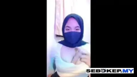 Bokep Indo BabyGebi Jilboobs Toge Colmek Pake Dildo