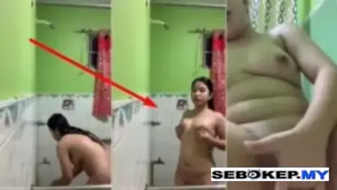 Bokep Indo Dedek Kamila Chubby Perawan Abis Mandi Sange Colmek