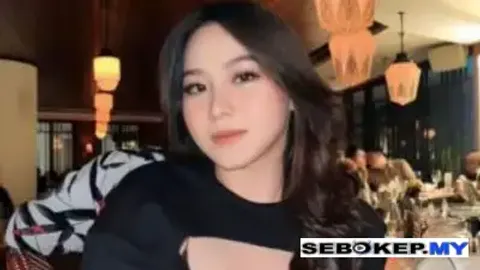 Bokep Indo Skandal Resta Maharani Ngewe Sama Pacar Crot di Muka Viral