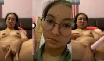VCS Zulaikha Halim Mahasiswi Berkacamata Colmek Malay Punya